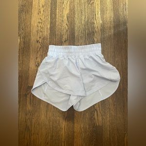 White track that high-rise lined short 3”